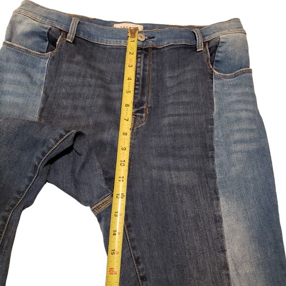 PacSun High-Rise Ankle Jegging Two-Tone Denim Frayed Hem Jeans Women's Size 32 - Picture 12 of 12